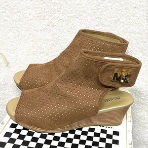 Michael Kors Cate Foe peep toe suede wedges 5